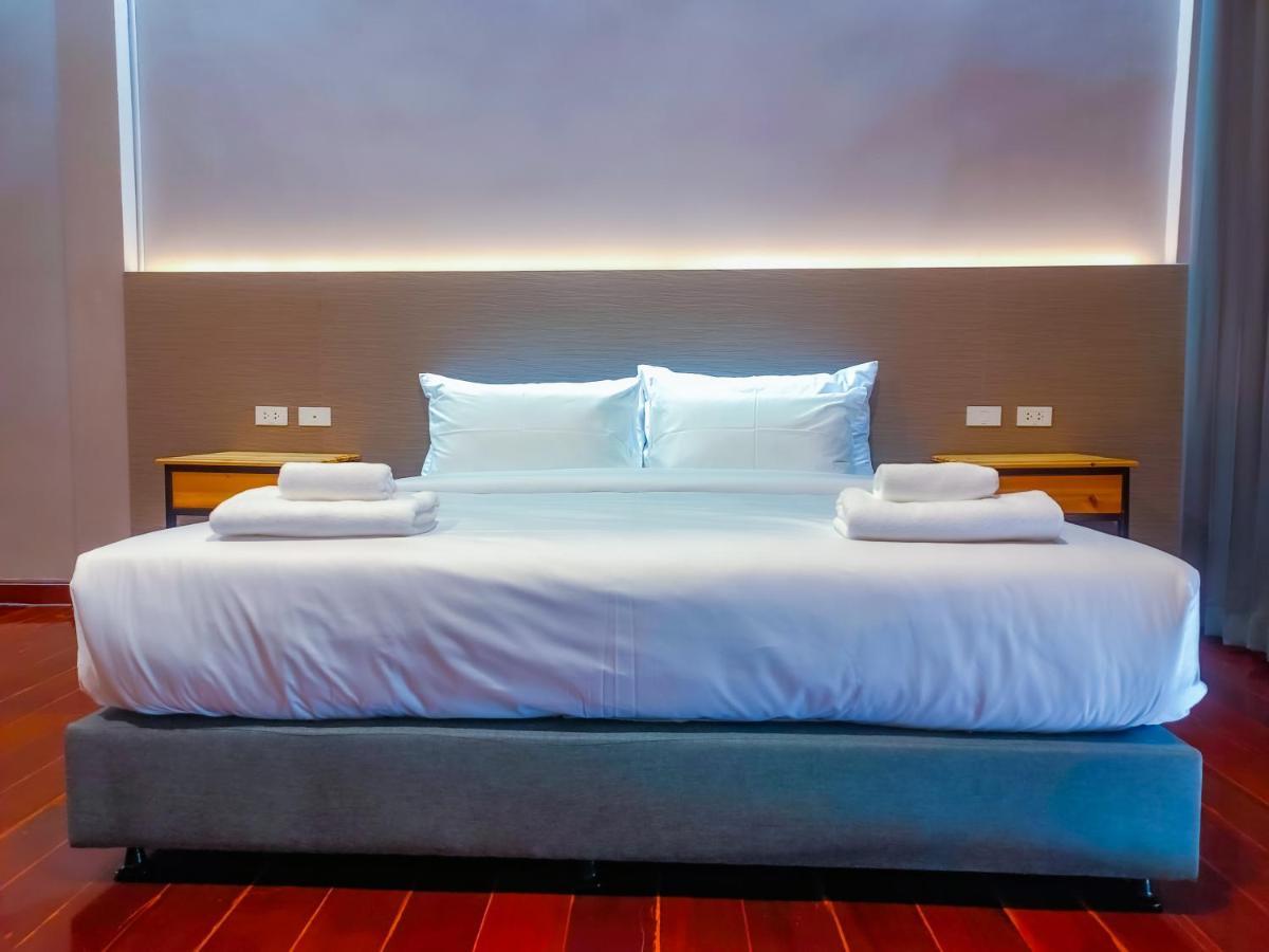 The Riva Vientiane Hotel Exterior foto